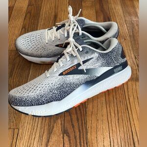 Brooks ghost 16 mens running shoes size 12